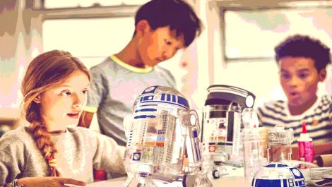 Become a Star Wars droid engineer with littleBits