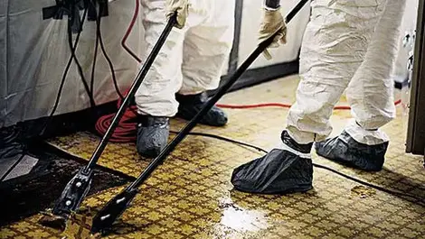 Asbestos oversight a dangerous and expensive mishap
